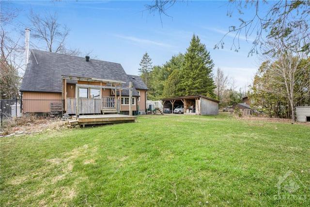 3765 Legault Road, House detached with 3 bedrooms, 2 bathrooms and 6 parking in Clarence Rockland ON | Image 4