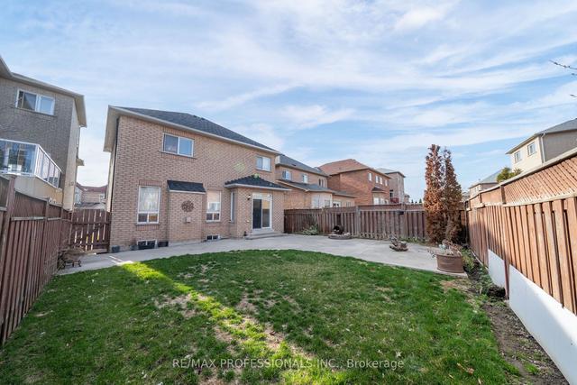 379 John Deisman Blvd, House detached with 3 bedrooms, 4 bathrooms and 4 parking in Vaughan ON | Image 32