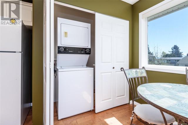 8 - 417 Heather Crt, House attached with 2 bedrooms, 2 bathrooms and 2 parking in Comox BC | Image 25