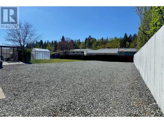 2653 Springfield Road, House detached with 4 bedrooms, 3 bathrooms and 5 parking in Kelowna BC | Image 36
