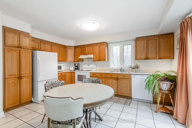 34 Balmoral Pl, House detached with 3 bedrooms, 3 bathrooms and 5 parking in Barrie ON | Image 25