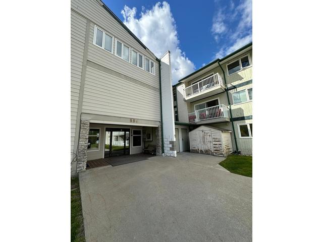 201 - 880 Wordsworth Avenue, Condo with 1 bedrooms, 1 bathrooms and 1 parking in Warfield BC | Image 2