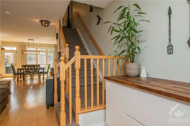 104 Lionel Private, Townhouse with 2 bedrooms, 3 bathrooms and 3 parking in Ottawa ON | Image 15