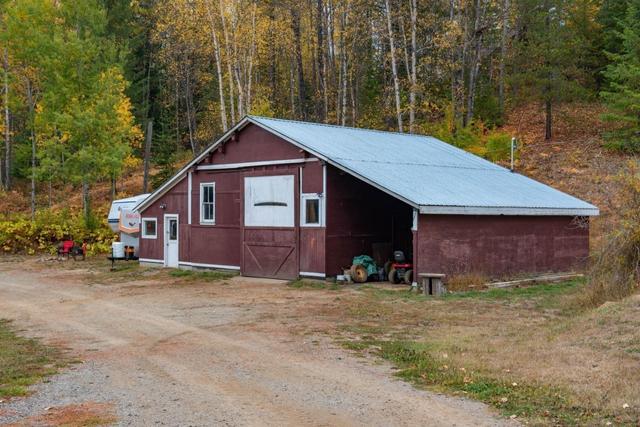 120 Rosebud Lake Road, House detached with 2 bedrooms, 1 bathrooms and null parking in Central Kootenay G BC | Image 77