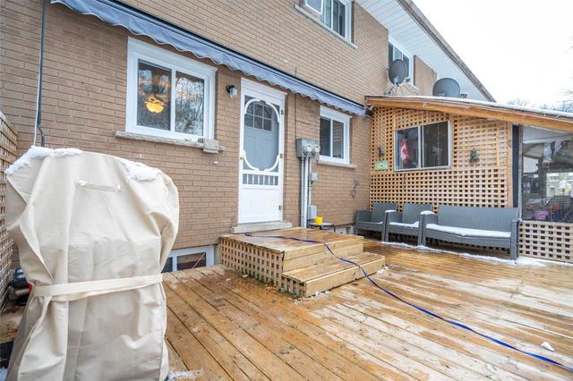 40 Borden St, House detached with 3 bedrooms, 1 bathrooms and 12 parking in Cambridge ON | Image 9