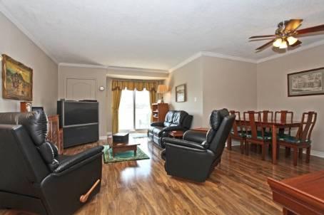 404 - 151 Robinson St, Condo with 2 bedrooms, 2 bathrooms and 2 parking in Oakville ON | Image 5