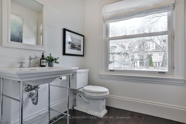 206 Cottingham St, House semidetached with 4 bedrooms, 5 bathrooms and 0 parking in Toronto ON | Image 15
