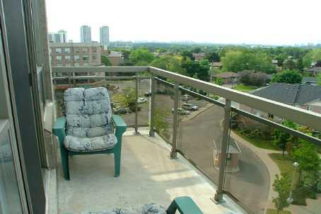820 - 1720 Eglinton Ave E, Condo with 2 bedrooms, 3 bathrooms and 2 parking in Toronto ON | Image 4