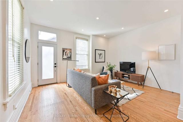 99 Willcocks St, House semidetached with 5 bedrooms, 5 bathrooms and 2 parking in Toronto ON | Image 5
