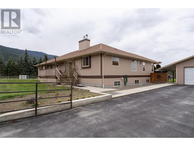 3323 Powerhouse Road, House detached with 4 bedrooms, 3 bathrooms and 4 parking in Spallumcheen BC | Image 39