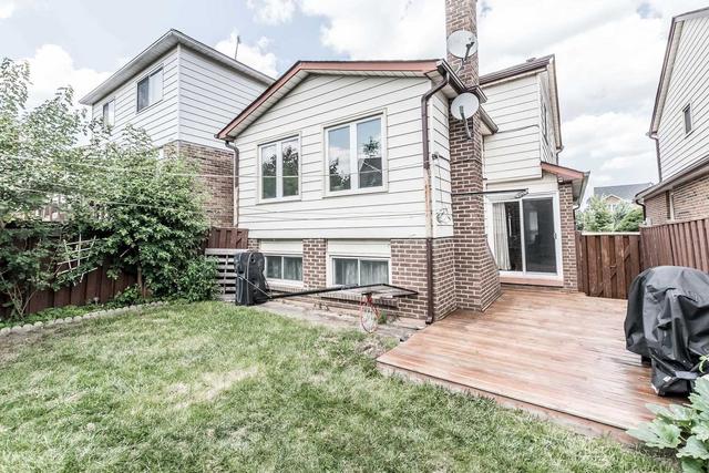 141 Murray St, House detached with 3 bedrooms, 3 bathrooms and 4 parking in Brampton ON | Image 15