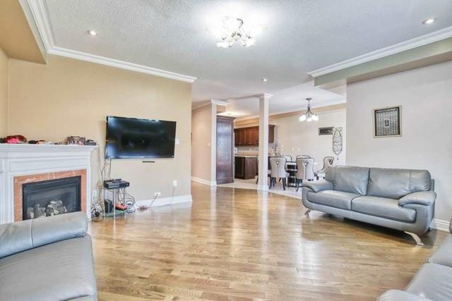 628 Twain Ave, House detached with 4 bedrooms, 5 bathrooms and 6 parking in Mississauga ON | Image 28