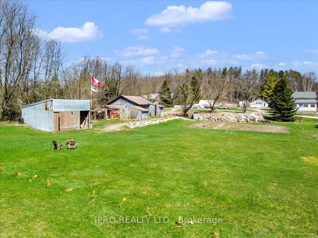 316097 Hwy 6, House detached with 2 bedrooms, 1 bathrooms and 6 parking in Chatsworth ON | Image 37