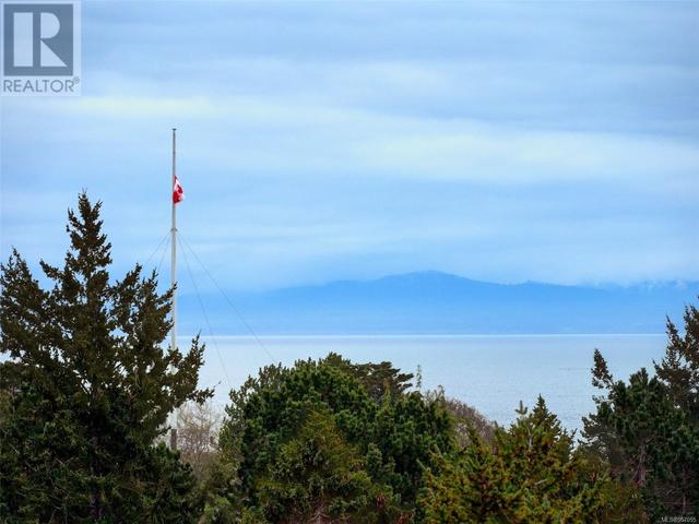 1102 - 250 Douglas St, Condo with 2 bedrooms, 1 bathrooms and null parking in Victoria BC | Image 13