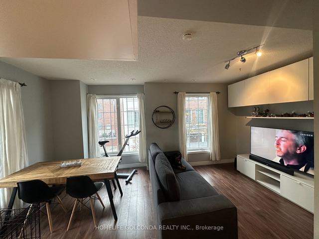 605 - 3 Everson Dr, Townhouse with 2 bedrooms, 2 bathrooms and 1 parking in Toronto ON | Image 8