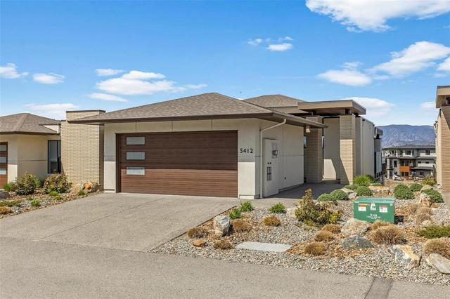 5412 Kestrel Lane, House detached with 3 bedrooms, 3 bathrooms and null parking in Kelowna BC | Card Image