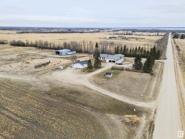 54032 Rge Rd 34, House detached with 5 bedrooms, 2 bathrooms and null parking in Lac Ste. Anne County AB | Image 45