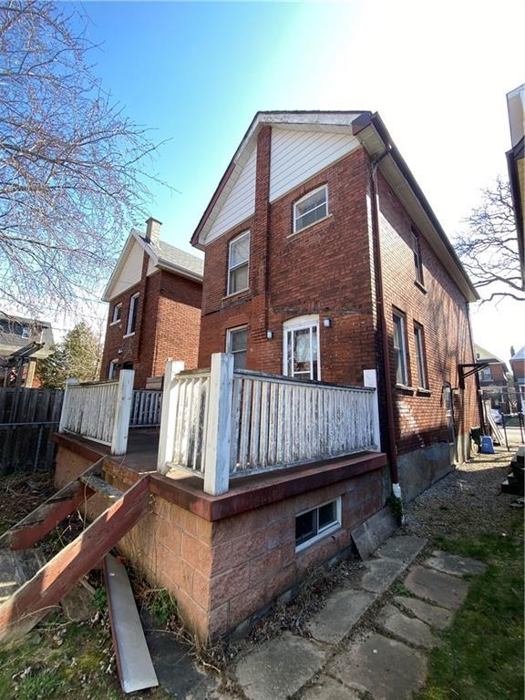 176 Balsam Avenue S, House detached with 3 bedrooms, 1 bathrooms and 1 parking in Hamilton ON | Image 24