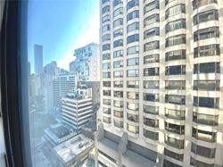 2006 - 188 Cumberland St, Condo with 1 bedrooms, 1 bathrooms and 0 parking in Toronto ON | Image 5