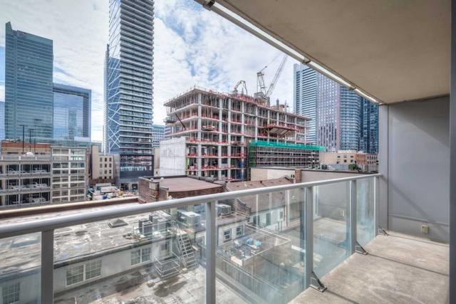 626 - 21 Nelson St, Condo with 1 bedrooms, 1 bathrooms and 0 parking in Toronto ON | Image 9