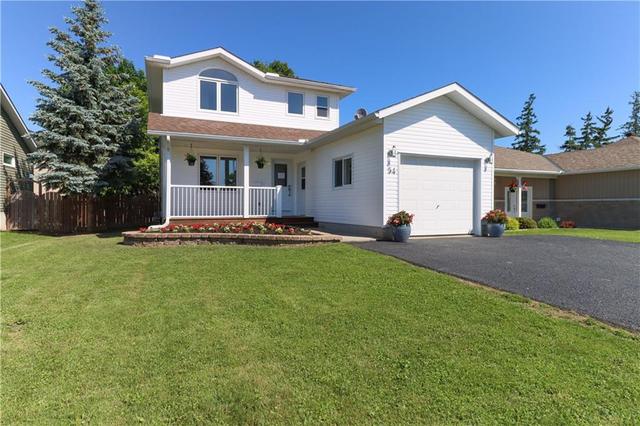 54 Haramis Drive, House detached with 4 bedrooms, 3 bathrooms and 4 parking in Renfrew ON | Image 1