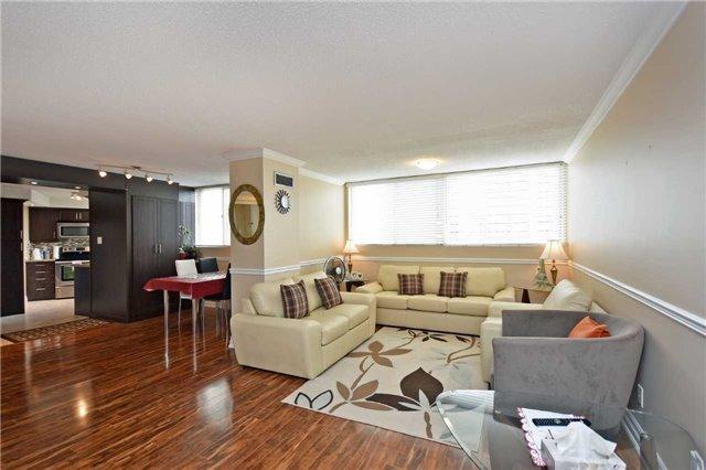 1001 - 3700 Kaneff Cres N, Condo with 2 bedrooms, 2 bathrooms and 1 parking in Mississauga ON | Image 4