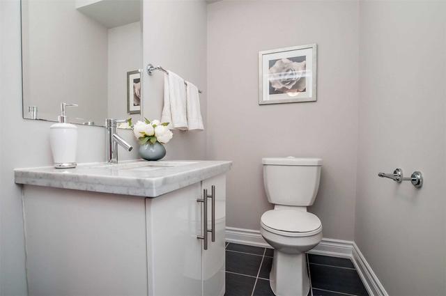 9 - 30 Hargrave Lane, Townhouse with 3 bedrooms, 4 bathrooms and 2 parking in Toronto ON | Image 16