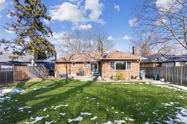 2116 Munden Rd, House detached with 3 bedrooms, 2 bathrooms and 4 parking in Mississauga ON | Image 15