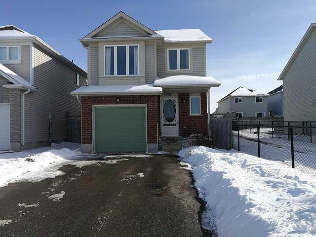 697 New Hampshire St, House detached with 3 bedrooms, 2 bathrooms and 2 parking in Waterloo ON | Image 1