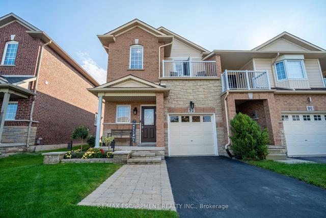 92 Whitefish Cres, House attached with 3 bedrooms, 3 bathrooms and 5 parking in Hamilton ON | Image 12