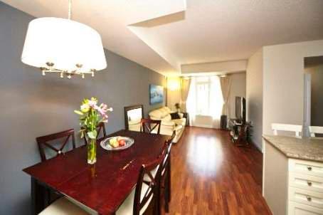th23 - 70 Carr St, Townhouse with 2 bedrooms, 1 bathrooms and 1 parking in Toronto ON | Image 3