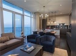 Sph203 - 100 Harbour St, Condo with 3 bedrooms, 3 bathrooms and 1 parking in Toronto ON | Image 3