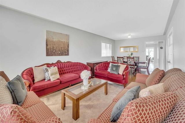 85 Cityview Circ, House detached with 2 bedrooms, 4 bathrooms and 4 parking in Barrie ON | Image 4
