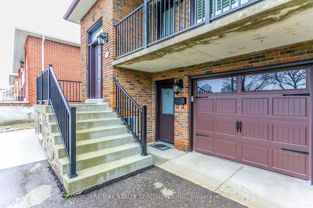 4190 Bishopstoke Lane, House semidetached with 3 bedrooms, 2 bathrooms and 4 parking in Mississauga ON | Image 23