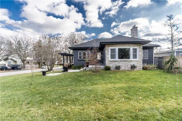 988 North Shore Blvd W, House detached with 1 bedrooms, 2 bathrooms and 4 parking in Burlington ON | Image 2