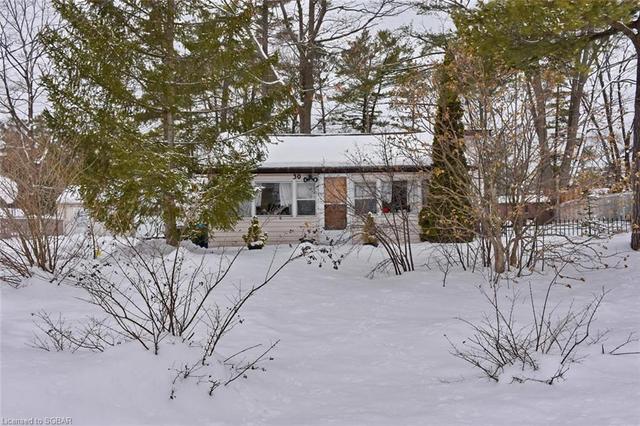 30 Old Mosley Street, House detached with 3 bedrooms, 1 bathrooms and null parking in Wasaga Beach ON | Image 2