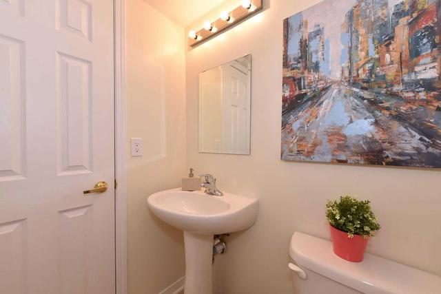 172 Kingston Rd W, Townhouse with 2 bedrooms, 2 bathrooms and 1 parking in Ajax ON | Image 13