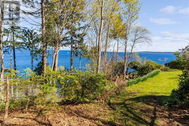 3512 Stephenson Point Rd, House detached with 3 bedrooms, 2 bathrooms and 2 parking in Nanaimo BC | Image 54