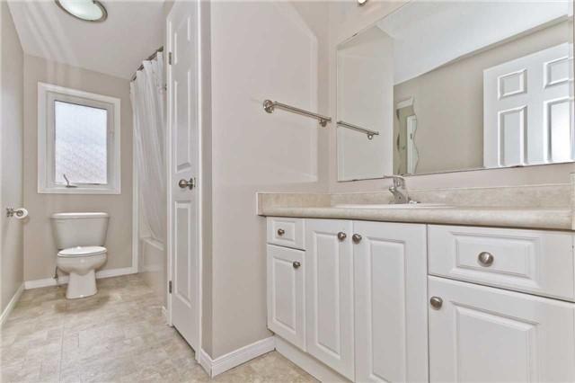 7A - 50 Howe Dr, Townhouse with 3 bedrooms, 2 bathrooms and 1 parking in Kitchener ON | Image 16
