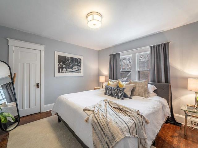 19 Malvern Ave, House semidetached with 3 bedrooms, 2 bathrooms and 0 parking in Toronto ON | Image 6