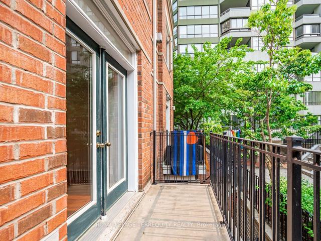 247 - 415 Jarvis St, Townhouse with 2 bedrooms, 1 bathrooms and 1 parking in Toronto ON | Image 17
