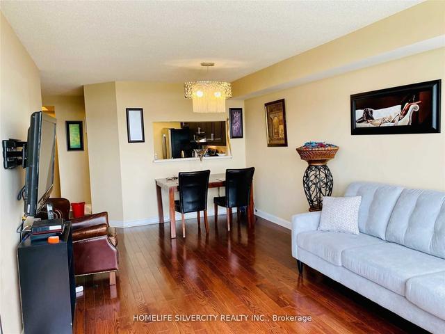 1003 - 22 Hanover Rd, Condo with 2 bedrooms, 2 bathrooms and 1 parking in Brampton ON | Image 29