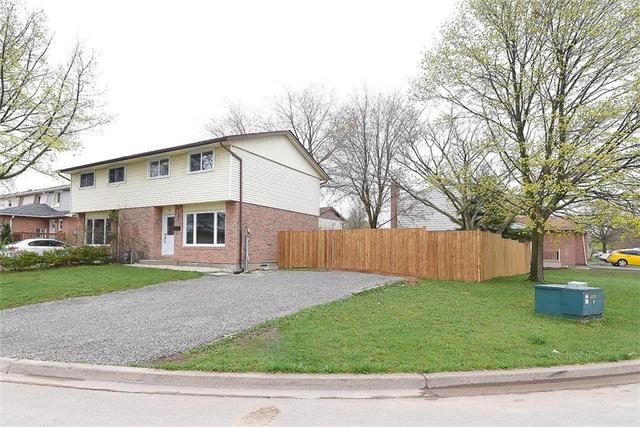 16 Romy Crescent, House semidetached with 4 bedrooms, 2 bathrooms and 4 parking in Thorold ON | Image 5