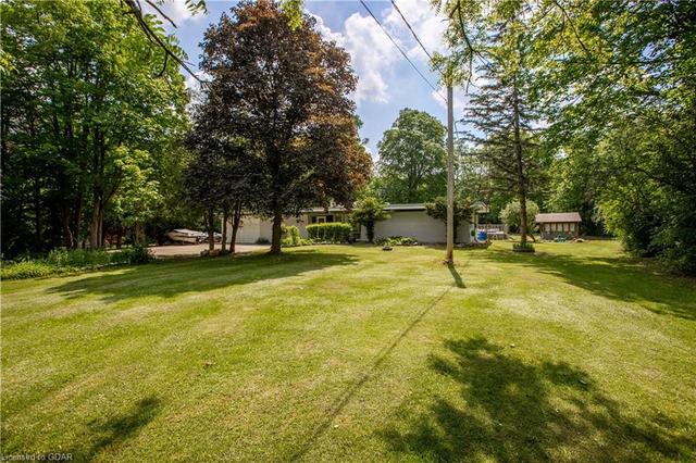 821 Stone Rd E Road E, House detached with 4 bedrooms, 2 bathrooms and 8 parking in Guelph ON | Image 12