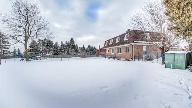 1033 Langs Circ, House semidetached with 3 bedrooms, 1 bathrooms and 3 parking in Cambridge ON | Image 15