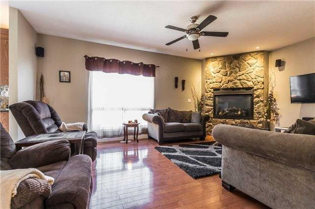 108 Tovell Dr, House detached with 4 bedrooms, 4 bathrooms and 2 parking in Guelph ON | Image 7