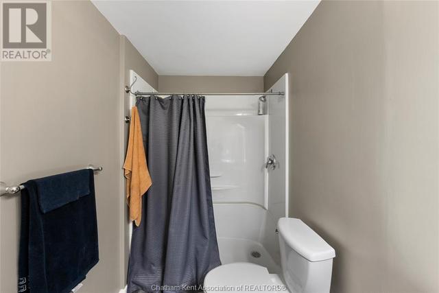 a107 - 12 Montgomery Drive, Condo with 3 bedrooms, 2 bathrooms and null parking in Chatham Kent ON | Image 14
