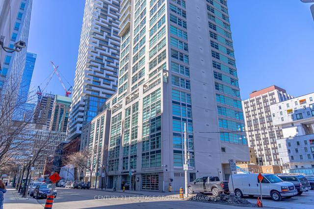 701 - 50 Lombard St, Condo with 2 bedrooms, 1 bathrooms and 1 parking in Toronto ON | Image 1