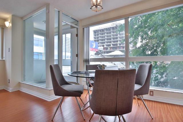 209 - 7 Broadway Ave, Condo with 1 bedrooms, 1 bathrooms and 1 parking in Toronto ON | Image 5