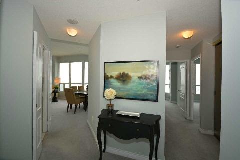 ss03 - 100 Millside Dr, Condo with 2 bedrooms, 2 bathrooms and 2 parking in Milton ON | Image 1